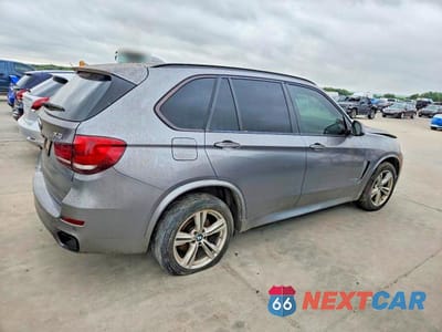 Trzecie zdjęcie samochodu z tyłu: 2016 BMW X5 XDRIVE50I VIN:5UXKR6C54G0J80214 - miniatura