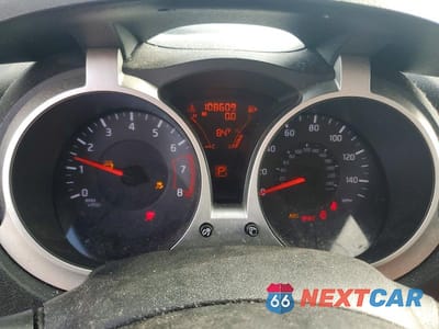 Zdjęcie 9 z 13 samochodu: 2014 NISSAN JUKE SV VIN:JN8AF5MR2ET353228 - miniatura