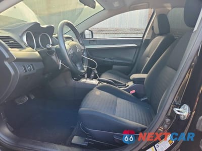 Zdjęcie 7 z 12 samochodu: 2012 MITSUBISHI LANCER SE VIN:JA32V2FW9CU021801 - miniatura