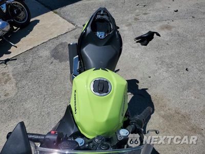 Piąte zdjęcie samochodu w środku: 2026 KAWASAKI EX500 A VIN:ML5EXGJ18TDA89263 - miniatura