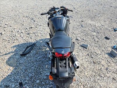 Zdjęcie 6 z 9 samochodu: 2009 YAMAHA FZ1 S VIN:JYARN17E79A006722 - miniatura