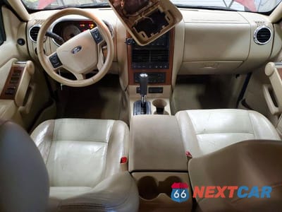 Zdjęcie 8 z 13 samochodu: 2006 FORD EXPLORER EDDIE BAUER VIN:1FMEU748X6UA54924 - miniatura