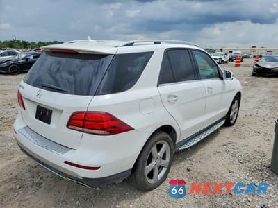 Trzecie zdjęcie samochodu z tyłu: 2016 MERCEDES-BENZ GLE 350 VIN:4JGDA5JB8GA690950 - miniatura