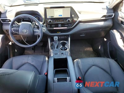 Zdjęcie 8 z 12 samochodu: 2025 TOYOTA HIGHLANDER HYBRID PLATINUM VIN:5TDEBRCHXSS649164 - miniatura