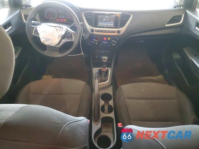 Zdjęcie 8 z 12 samochodu: 2018 HYUNDAI ACCENT SE VIN:3KPC24A34JE010594 - miniatura