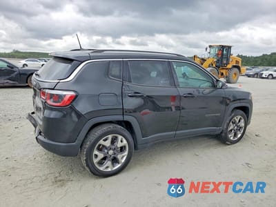 Trzecie zdjęcie samochodu z tyłu: 2020 JEEP COMPASS LIMITED VIN:3C4NJDCB1LT146874 - miniatura