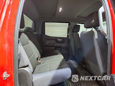 Zdjęcie 10 z 13 samochodu: 2020 CHEVROLET SILVERADO K1500 TRAIL BOSS CUSTOM VIN:1GCPYCEF5LZ271111 - miniatura