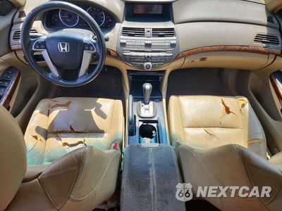 Zdjęcie 8 z 12 samochodu: 2008 HONDA ACCORD EXL VIN:1HGCP26848A133983 - miniatura