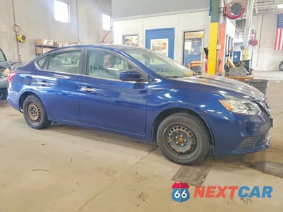 Czwarte zdjęcie samochodu z boku: 2016 NISSAN SENTRA S VIN:3N1AB7AP9GY251167 - miniatura