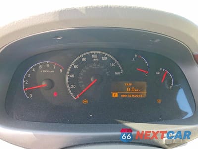 Zdjęcie 9 z 12 samochodu: 2006 HYUNDAI AZERA SE VIN:KMHFC46F66A108271 - miniatura