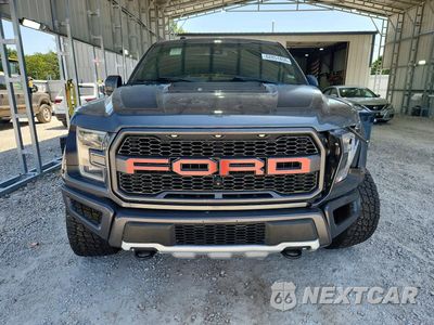 Piąte zdjęcie samochodu w środku: 2017 FORD F150 RAPTOR VIN:1FTFW1RG0HFB34210 - miniatura