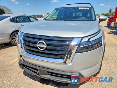 Piąte zdjęcie samochodu w środku: 2024 NISSAN PATHFINDER SV VIN:5N1DR3BC2RC283296 - miniatura