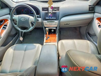 Zdjęcie 8 z 12 samochodu: 2011 TOYOTA CAMRY HYBRID VIN:4T1BB3EKXBU128624 - miniatura