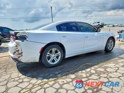 Trzecie zdjęcie samochodu z tyłu: 2017 DODGE CHARGER SE VIN:2C3CDXBG8HH537697 - miniatura