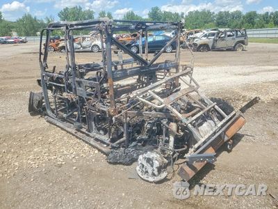 Trzecie zdjęcie samochodu z tyłu: 2017 POLARIS RANGER UTILITY VEHICLE VIN:4XARVU992H7743108 - miniatura