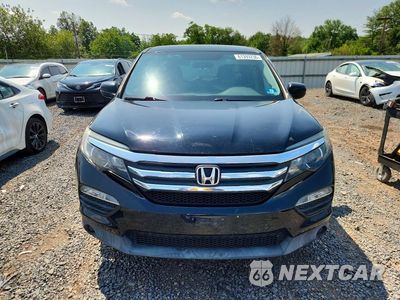 Piąte zdjęcie samochodu w środku: 2018 HONDA PILOT LX VIN:5FNYF6H11JB035618 - miniatura