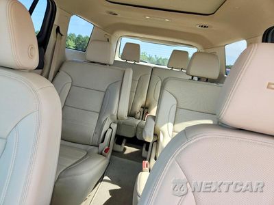 Zdjęcie 10 z 13 samochodu: 2023 GMC ACADIA DENALI VIN:1GKKNPLS3PZ187843 - miniatura