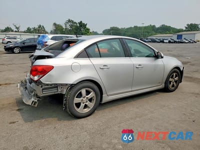 Trzecie zdjęcie samochodu z tyłu: 2013 CHEVROLET CRUZE LT VIN:1G1PC5SB3D7243082 - miniatura