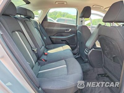 Zdjęcie 10 z 13 samochodu: 2025 HYUNDAI SONATA HYBRID SEL VIN:KMHL34JJ7SA133379 - miniatura