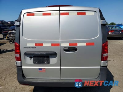 Zdjęcie 6 z 13 samochodu: 2022 MERCEDES-BENZ METRIS DELIVERY VAN VIN:W1YV0BEY8N4181179 - miniatura