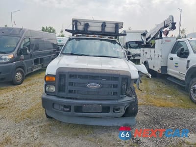 Piąte zdjęcie samochodu w środku: 2010 FORD F350 SUPER DUTY VIN:1FTWW3BYXAEB29395 - miniatura