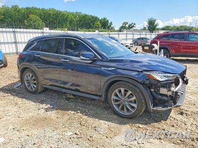 Czwarte zdjęcie samochodu z boku: 2021 INFINITI QX50 LUXE VIN:3PCAJ5BB9MF100960 - miniatura