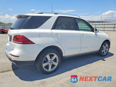Trzecie zdjęcie samochodu z tyłu: 2017 MERCEDES-BENZ GLE 350 VIN:4JGDA5JB7HA971879 - miniatura