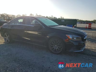 Czwarte zdjęcie samochodu z boku: 2018 MERCEDES-BENZ CLA 250 VIN:WDDSJ4EB3JN671096 - miniatura