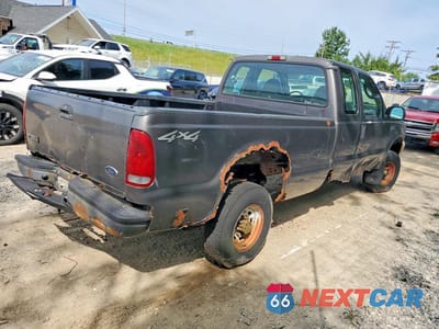 Trzecie zdjęcie samochodu z tyłu: 2004 FORD F250 SUPER DUTY VIN:1FTNX21L34EA60708 - miniatura