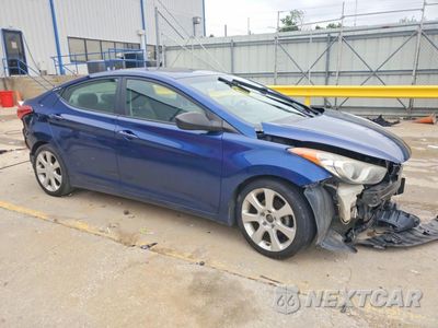 Czwarte zdjęcie samochodu z boku: 2013 HYUNDAI ELANTRA LIMITED VIN:KMHDH4AE5DU505831 - miniatura