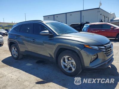 Czwarte zdjęcie samochodu z boku: 2023 HYUNDAI TUCSON SEL VIN:5NMJBCAE7PH190478 - miniatura