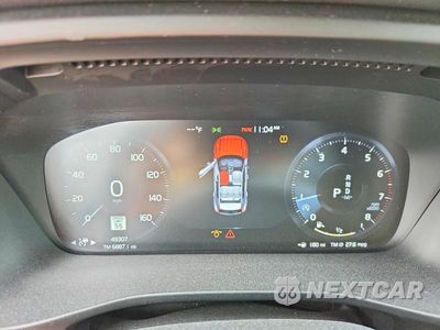 Zdjęcie 9 z 14 samochodu: 2022 VOLVO XC40 T5 R-DESIGN VIN:YV4162UM5N2790044 - miniatura