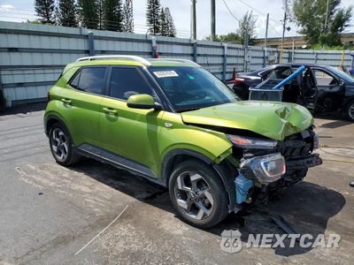 Czwarte zdjęcie samochodu z boku: 2024 HYUNDAI VENUE SEL VIN:KMHRC8A35RU314945 - miniatura