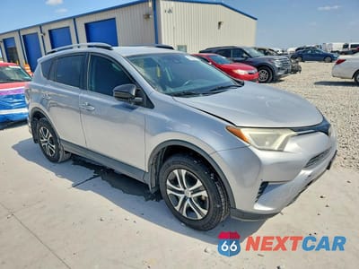 Czwarte zdjęcie samochodu z boku: 2017 TOYOTA RAV4 LE VIN:2T3ZFREVXHW333991 - miniatura