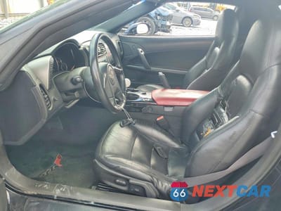 Zdjęcie 7 z 12 samochodu: 2005 CHEVROLET CORVETTE VIN:1G1YY34U755128684 - miniatura