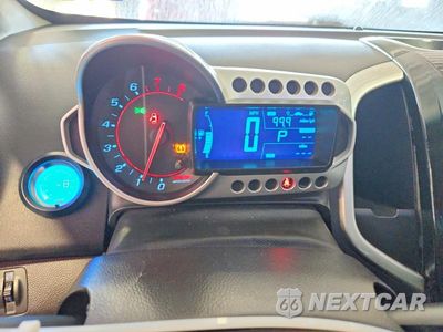 Zdjęcie 9 z 12 samochodu: 2014 CHEVROLET SONIC RS VIN:1G1JG6SB4E4140756 - miniatura