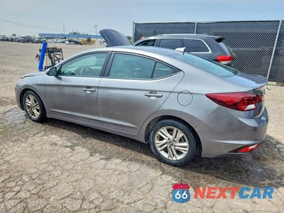 Drugie zdjęcie samochodu z przodu: 2019 HYUNDAI ELANTRA SEL VIN:5NPD84LF5KH450542 - miniatura