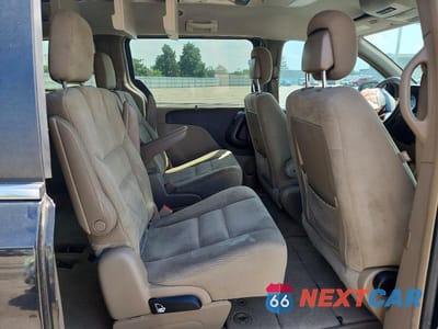 Zdjęcie 11 z 13 samochodu: 2016 CHRYSLER TOWN & COUNTRY TOURING VIN:2C4RC1BG6GR138155 - miniatura