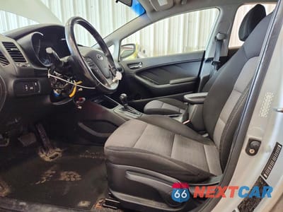 Zdjęcie 7 z 12 samochodu: 2014 KIA FORTE EX VIN:KNAFX4A84E5059352 - miniatura