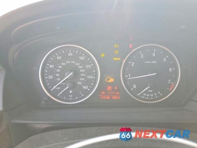 Zdjęcie 9 z 12 samochodu: 2009 BMW 535 XI VIN:WBANV93569C134152 - miniatura