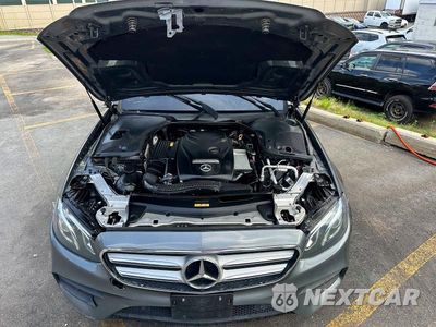Zdjęcie 8 z 10 samochodu: 2017 MERCEDES-BENZ E 300 4MATIC VIN:WDDZF4KB8HA079800 - miniatura