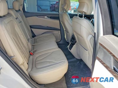 Zdjęcie 11 z 14 samochodu: 2016 LINCOLN MKX RESERVE VIN:2LMTJ8LPXGBL49712 - miniatura