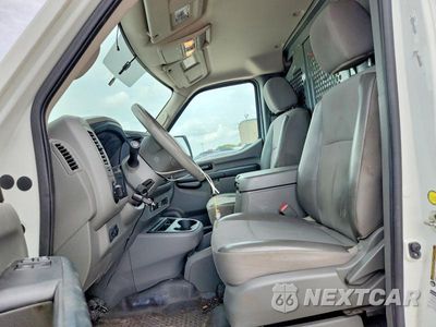 Zdjęcie 7 z 13 samochodu: 2021 NISSAN NV 2500 HD SV VIN:1N6BF0KY1MN808762 - miniatura