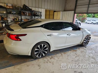 Trzecie zdjęcie samochodu z tyłu: 2016 NISSAN MAXIMA 3.5 SR VIN:1N4AA6AP9GC439003 - miniatura