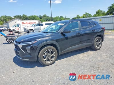 2025 CHEVROLET TRAX 1LT KL77LHEPXSC100633 - główne zdjęcie licytacji z USA - miniatura