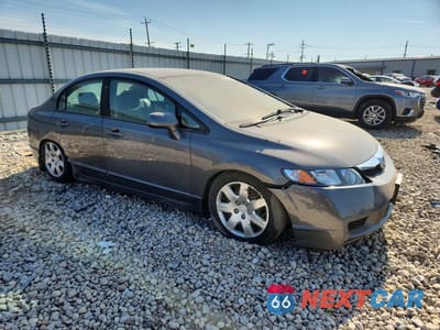 Czwarte zdjęcie samochodu z boku: 2011 HONDA CIVIC LX VIN:19XFA1F5XBE014370 - miniatura