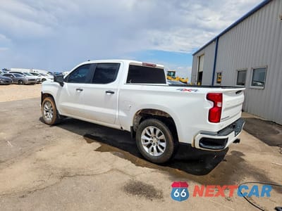 Drugie zdjęcie samochodu z przodu: 2020 CHEVROLET SILVERADO K1500 CUSTOM VIN:1GCPYBEK1LZ130611 - miniatura