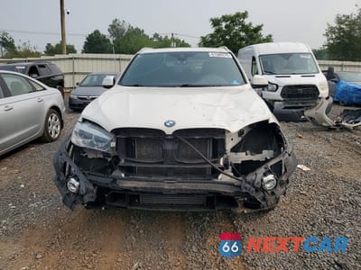 Piąte zdjęcie samochodu w środku: 2018 BMW X5 XDRIVE35I VIN:5UXKR0C58J0Y05606 - miniatura