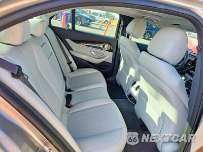 Zdjęcie 10 z 12 samochodu: 2023 MERCEDES-BENZ E 350 VIN:W1KZF8DB0PB171092 - miniatura