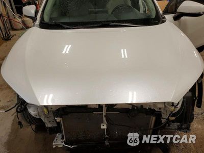Zdjęcie 12 z 14 samochodu: 2022 TOYOTA COROLLA CROSS VIN:7MUCAABG8NV039004 - miniatura